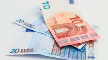 Quanto cosa il deposito mobili?